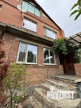 Дом 258м², 3-этажный, участок 6 сот.  