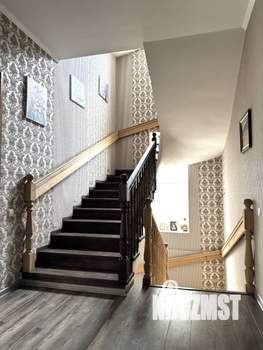 Дом 348м&sup2;, 2-этажный, участок 4 сот.  