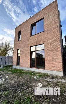 Дом 200м&sup2;, 3-этажный, участок 3 сот.  