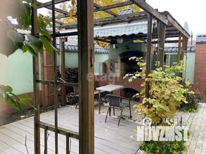 Дом 356м&sup2;, 3-этажный, участок 6 сот.  