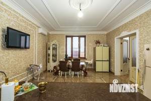 Дом 650м², 2-этажный, участок 7 сот.  
