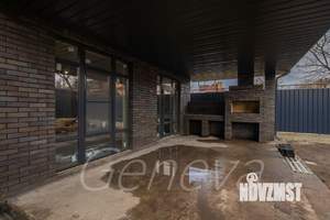 Дом 230м&sup2;, 3-этажный, участок 4 сот.  