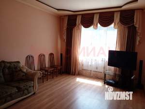Дом 142м², 2-этажный, участок 3 сот.  
