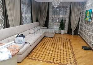 Дом 220м², 3-этажный, участок 3 сот.  