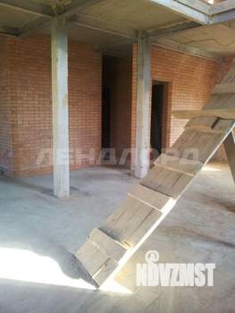 Дом 160м&sup2;, 2-этажный, участок 5 сот.  