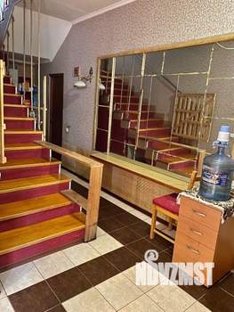 Дом 212м², 3-этажный, участок 2 сот.  