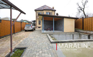 Дом 220м², 2-этажный, участок 5 сот.  