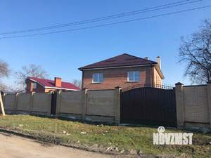 Дом 237м&sup2;, 2-этажный, участок 10 сот.  