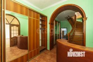 Дом 600м², 4-этажный, участок 6 сот.  