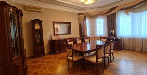 Дом 505м&sup2;, 3-этажный, участок 9 сот.  