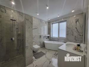 Дом 200м&sup2;, 2-этажный, участок 5000 сот.  