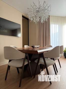 Дом 140м&sup2;, 2-этажный, участок 3 сот.  