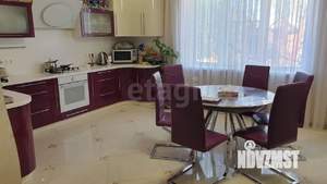 Дом 190м&sup2;, 2-этажный, участок 3 сот.  