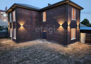 Дом 170м&sup2;, 2-этажный, участок 3 сот.  