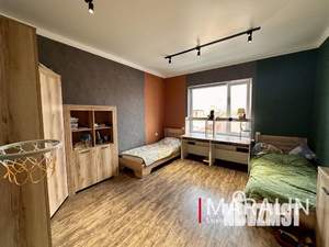 Дом 170м&sup2;, 2-этажный, участок 3 сот.  