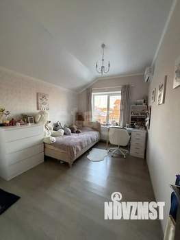 Дом 98м&sup2;, 2-этажный, участок 2 сот.  