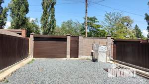 Дом 186м&sup2;, 2-этажный, участок 3 сот.  