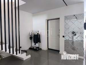 Дом 123м&sup2;, 2-этажный, участок 3 сот.  