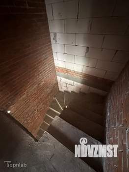 Дом 130м&sup2;, 2-этажный, участок 3 сот.  