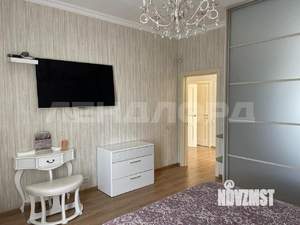 Дом 130м&sup2;, 2-этажный, участок 3 сот.  