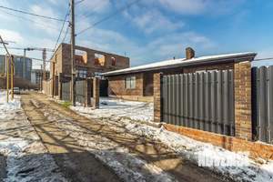 Дом 202м&sup2;, 1-этажный, участок 6 сот.  