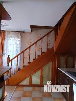 Дом 110м&sup2;, 2-этажный, участок 6 сот.  