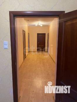 Дом 400м², 3-этажный, участок 6 сот.  