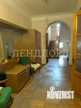 Дом 433м², 2-этажный, участок 6 сот.  