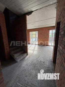 Дом 153м², 2-этажный, участок 3 сот.  