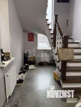 Дом 100м&sup2;, 2-этажный, участок 3 сот.  