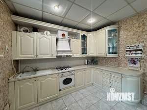Дом 348м², 2-этажный, участок 4 сот.  