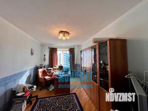 Дом 424м², 3-этажный, участок 14 сот.  