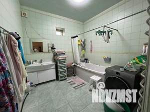 Дом 205м&sup2;, 3-этажный, участок 3 сот.  