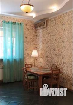 Дом 160м², 2-этажный, участок 5 сот.  