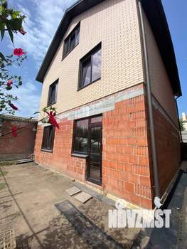 Дом 158м², 2-этажный, участок 3 сот.  