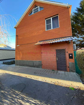 Дом 235м&sup2;, 2-этажный, участок 5 сот.  