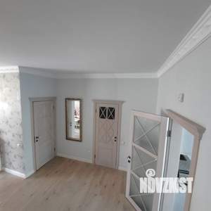 Дом 148м&sup2;, 2-этажный, участок 3 сот.  