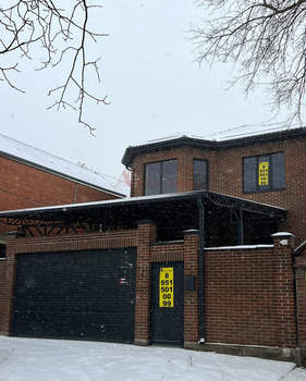 Дом 180м&sup2;, 3-этажный, участок 2 сот.  