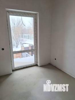 Дом 168м&sup2;, 2-этажный, участок 3 сот.  