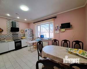 Дом 190м², 2-этажный, участок 4 сот.  