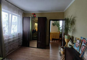 Дом 180м&sup2;, 2-этажный, участок 3 сот.  