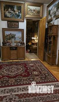 Дом 662м&sup2;, 3-этажный, участок 7 сот.  