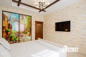 Дом 184м&sup2;, 1-этажный, участок 4 сот.  