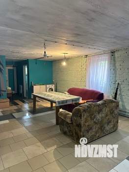 Дом 680м&sup2;, 5-этажный, участок 10 сот.  