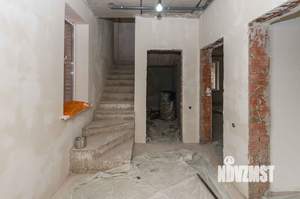 Дом 140м&sup2;, 2-этажный, участок 3 сот.  