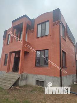 Дом 350м², 2-этажный, участок 6 сот.  