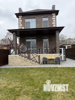 Дом 193м&sup2;, 3-этажный, участок 4 сот.  