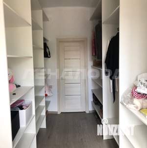 Дом 240м², 2-этажный, участок 3 сот.  