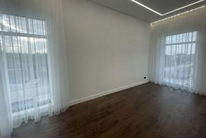 Дом 250м&sup2;, 2-этажный, участок 6 сот.  