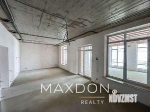 Дом 313м&sup2;, 2-этажный, участок 8 сот.  